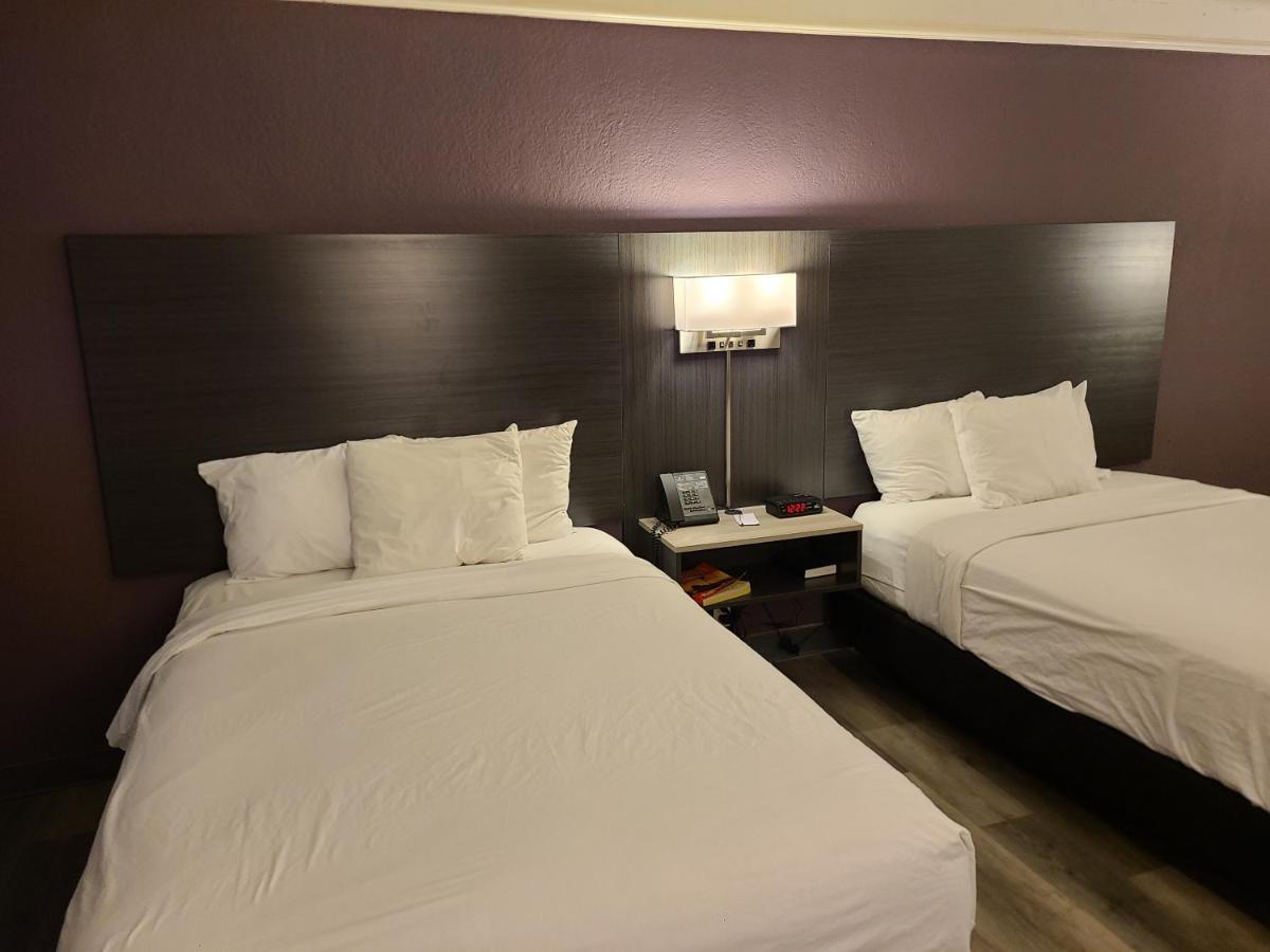 Hotel La Quinta By Wyndham 3*